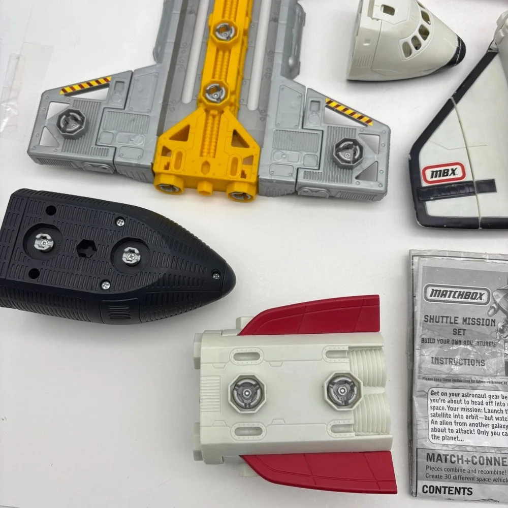 Matchbox Mega Rig Shuttle Mission Set 2008 Parts Pieces Lot Alien Astronaut